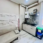 Umi 22 Daire Milano